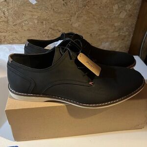 Black Men's Lace-Up Shoes New